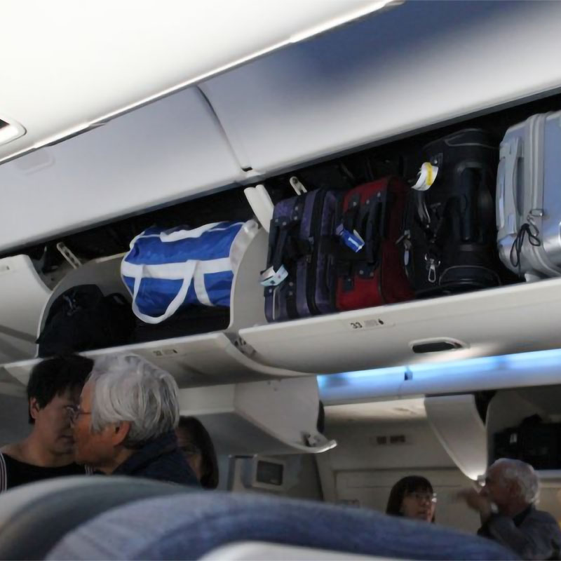 Vì sao việc chọn vali đi máy bay phù hợp lại quan trọng?